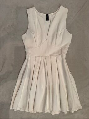 breanna mesh illusion crepe party dress Windsor | Dresses | Windsor Breanna Mesh Illusion Crepe Party Dress